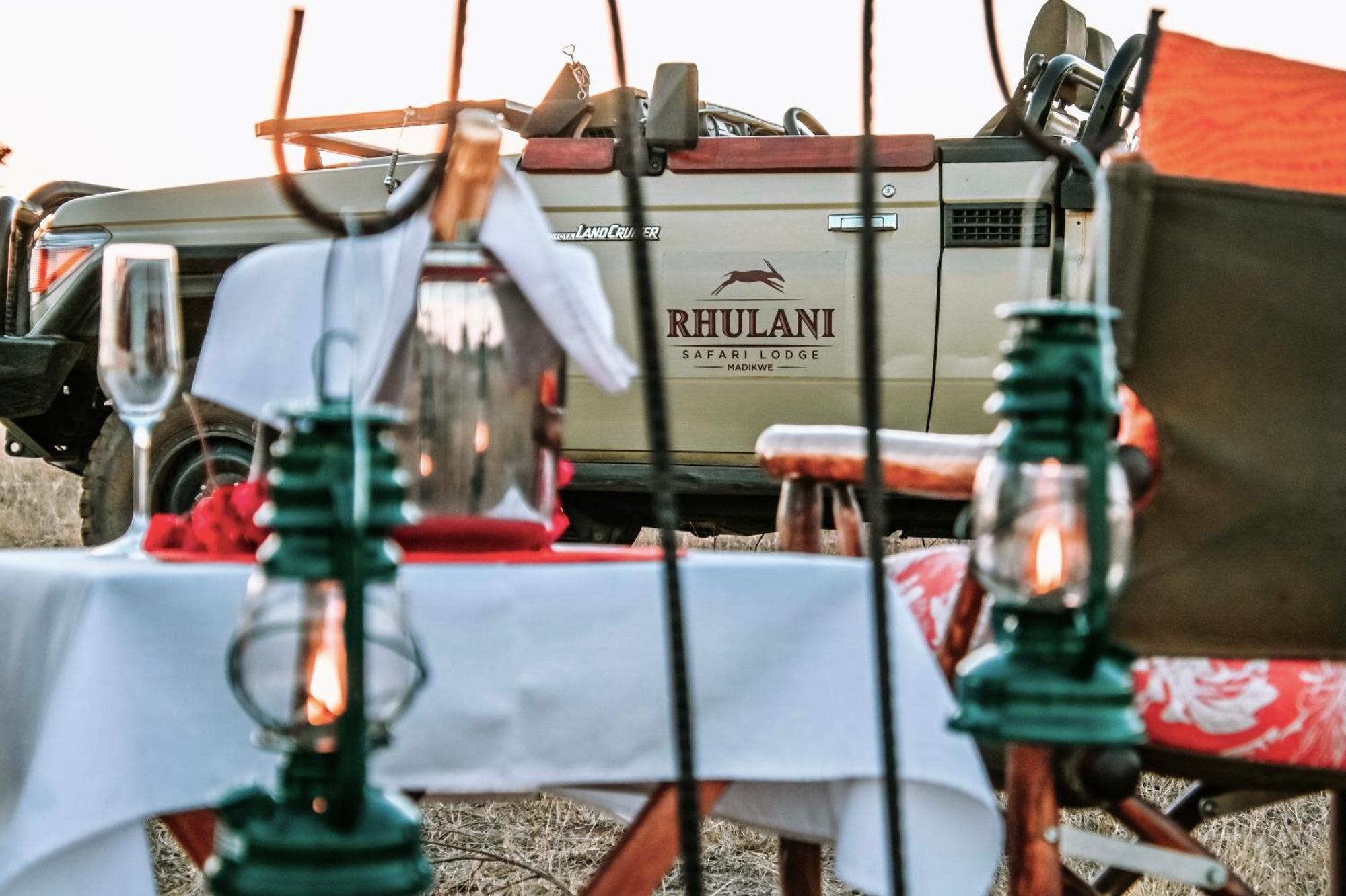 Rhulani Safari Lodge Заповедник Мадикве Экстерьер фото