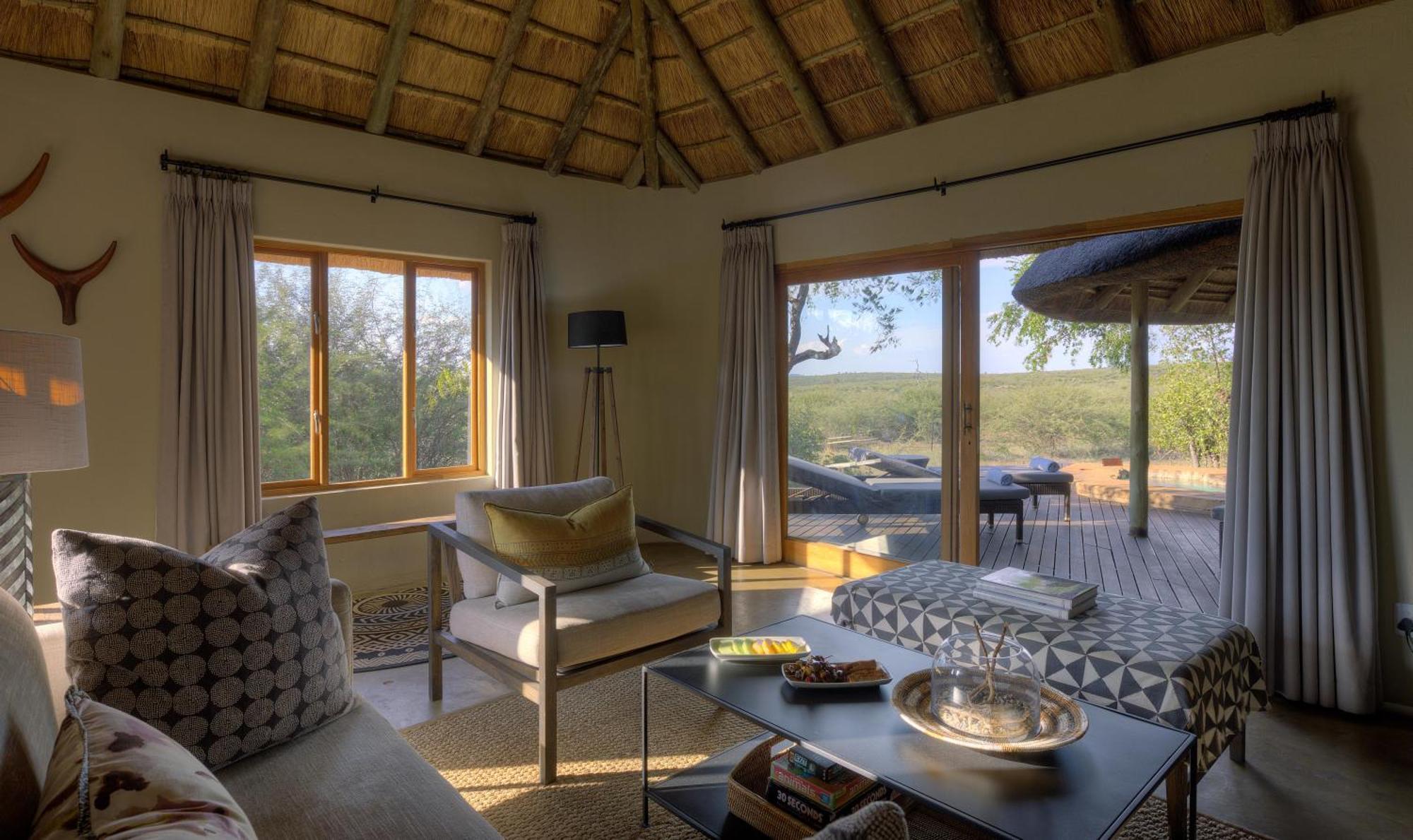 Rhulani Safari Lodge Заповедник Мадикве Экстерьер фото