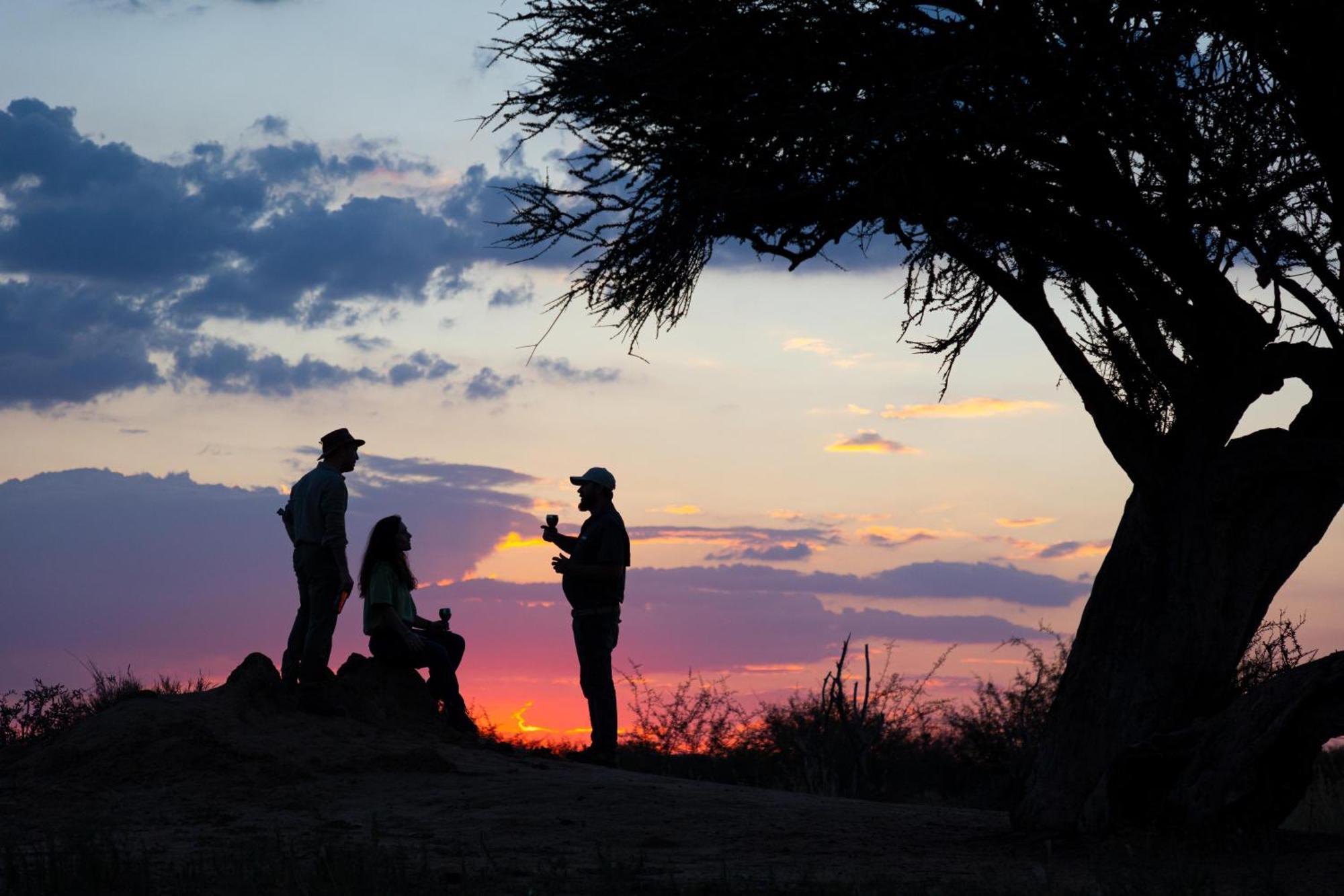 Rhulani Safari Lodge Заповедник Мадикве Экстерьер фото