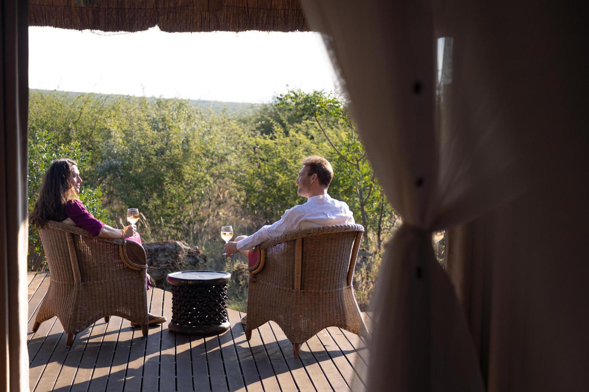 Rhulani Safari Lodge Заповедник Мадикве Экстерьер фото