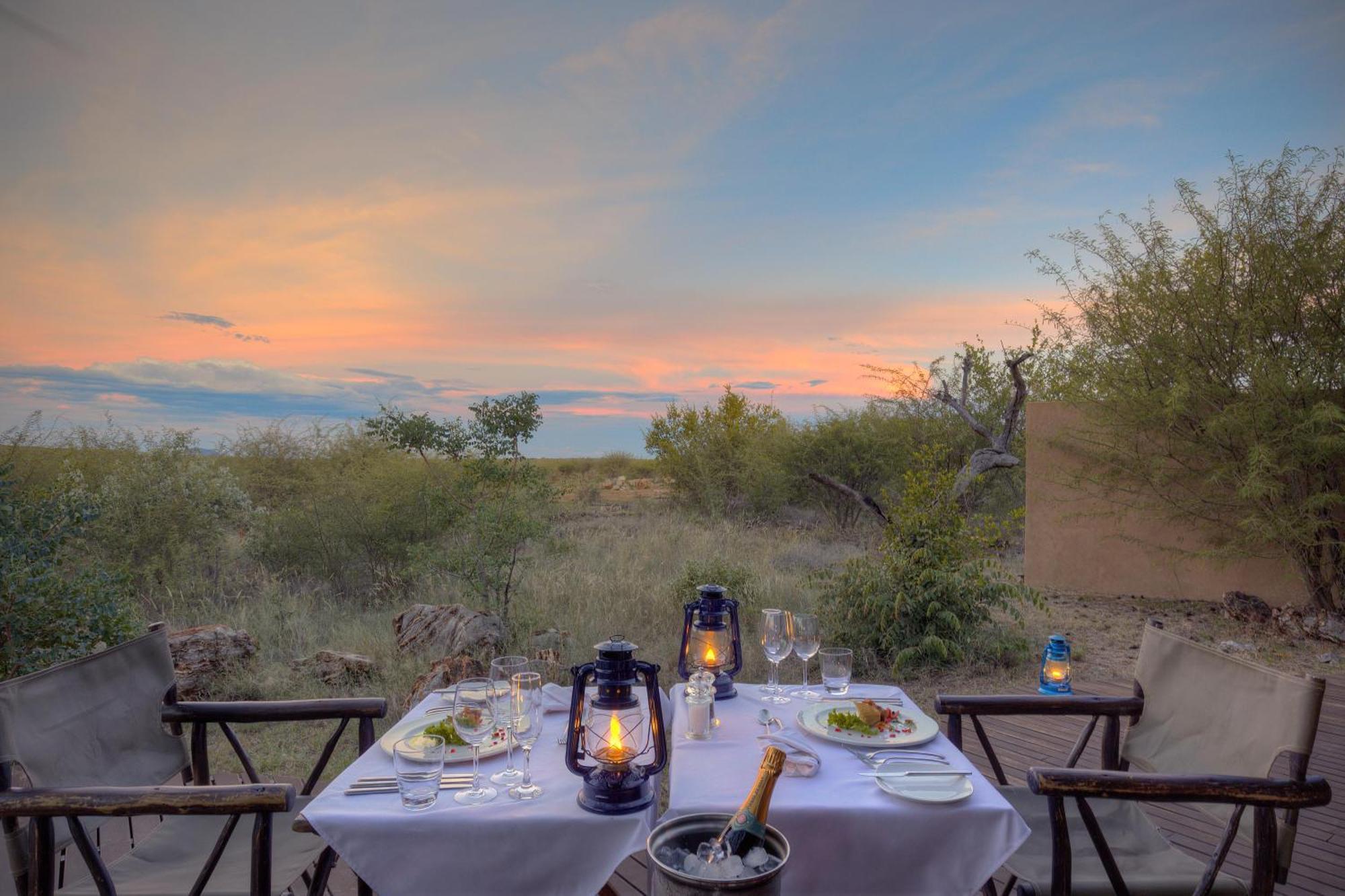 Rhulani Safari Lodge Заповедник Мадикве Экстерьер фото