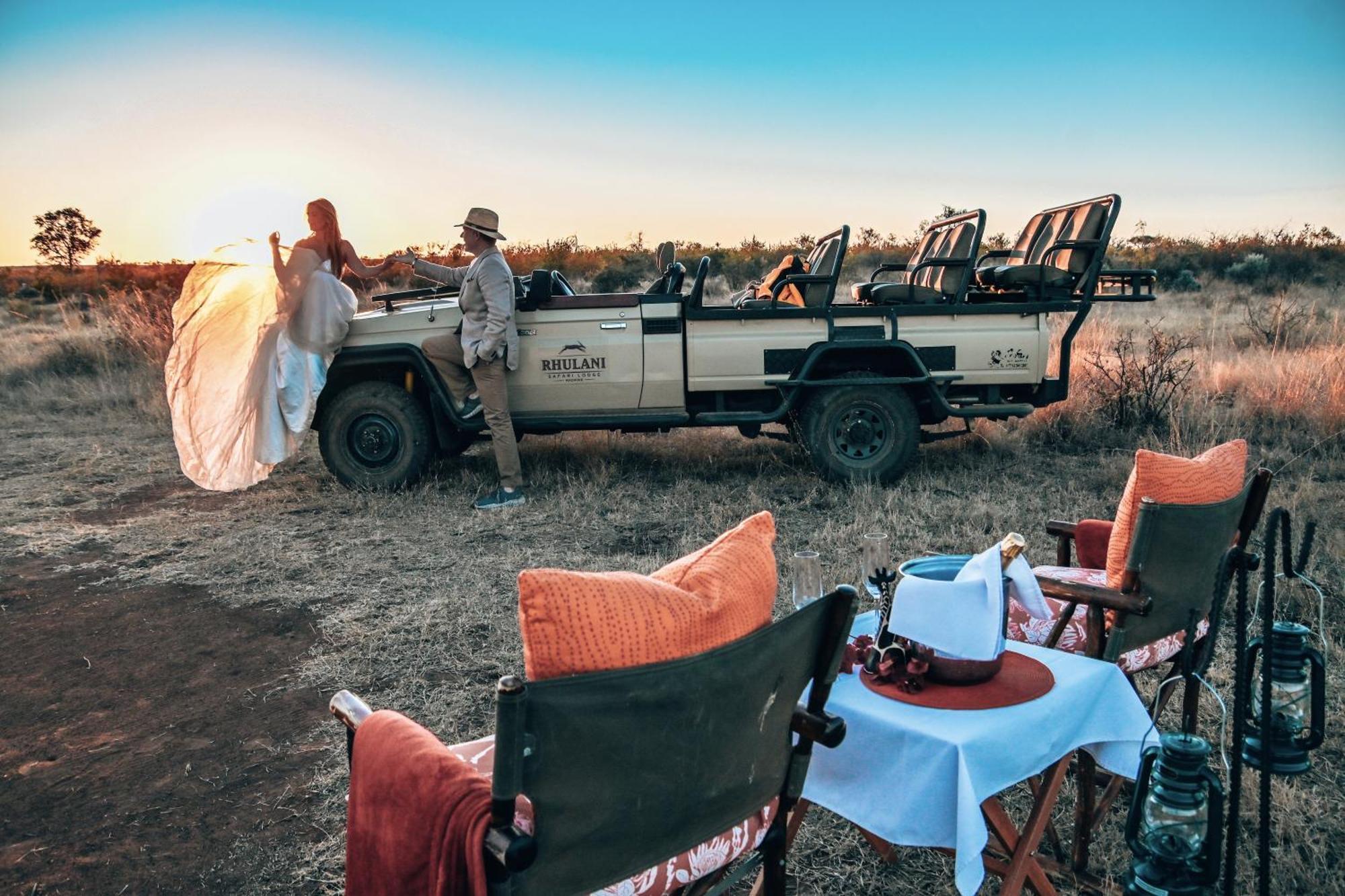 Rhulani Safari Lodge Заповедник Мадикве Экстерьер фото