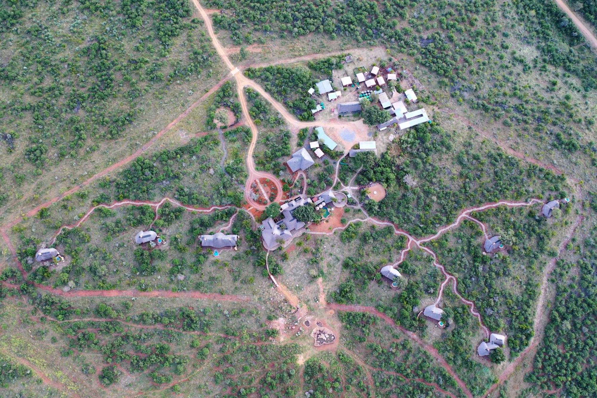 Rhulani Safari Lodge Заповедник Мадикве Экстерьер фото